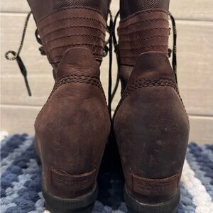 Sorel Brown Ankle Boots with Suede Finish